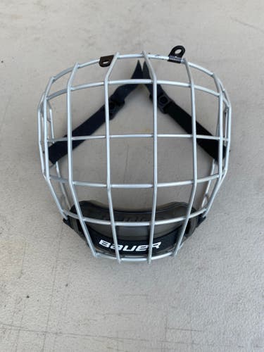 Bauer Profile ll Helmet Cage Grey Senior Small 3800