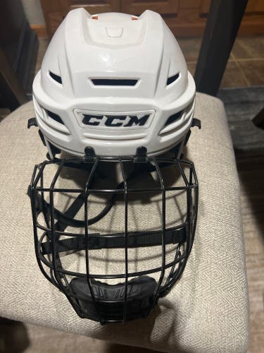 New Large CCM  Tacks 710 Helmet