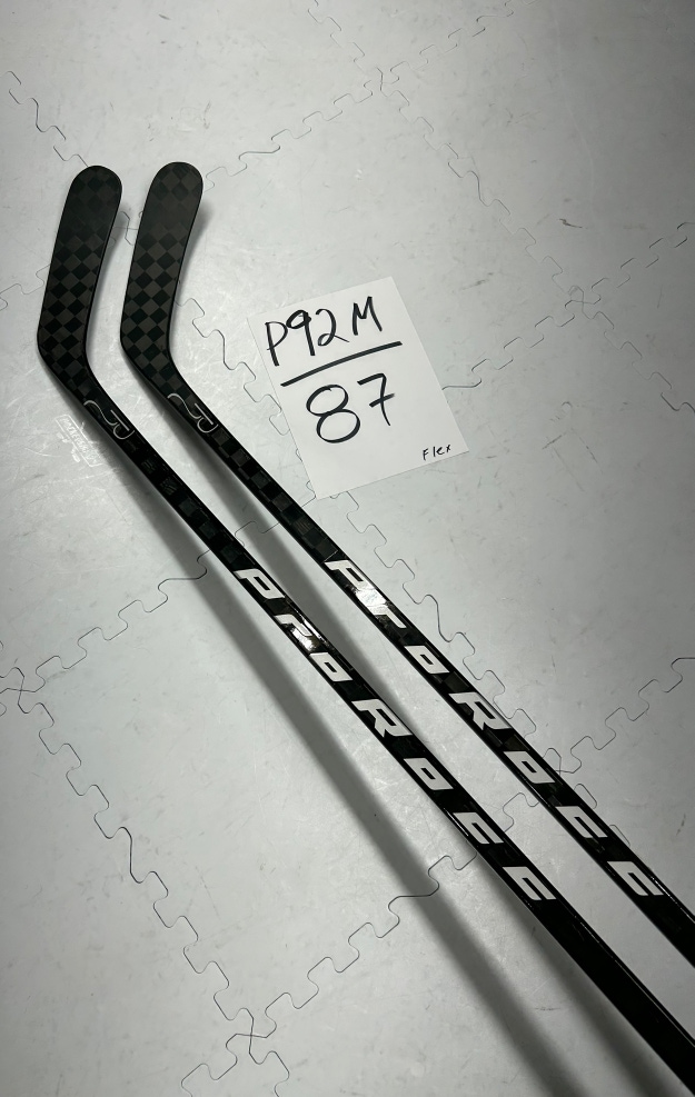 Senior(2x)Right P92M 87 Flex ProRocc Hockey Stick