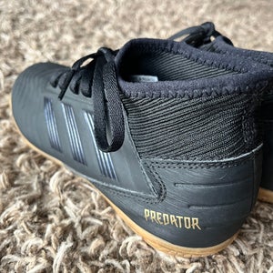 Nike Predator Indoor Soccer Shoes