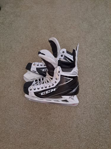 Used Pro Stock CCM Ribcor 80K Hockey Skates Size 9.5