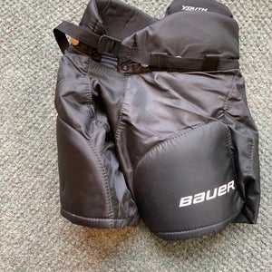 Used Youth Small Bauer Nexus 400 Hockey Pants