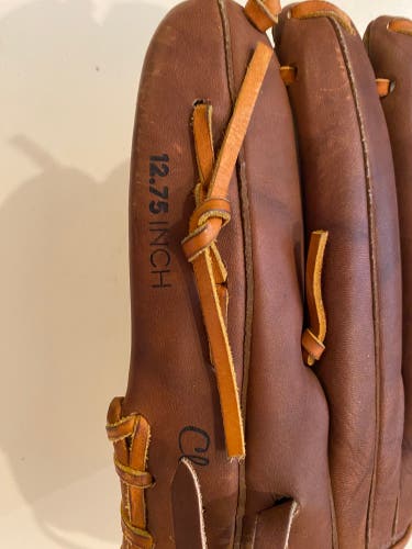 12.75” Nokona outfield baseball glove