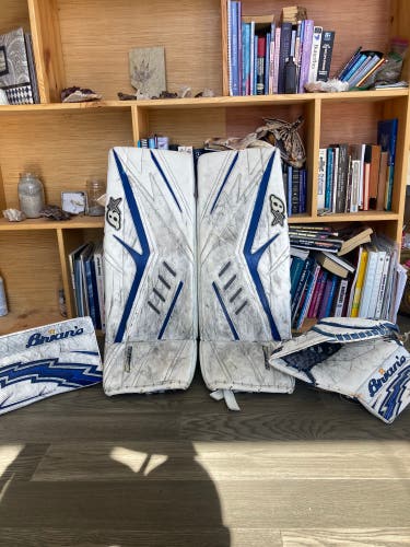 33" + 1 Regular Optik 2 Goalie Full Set
