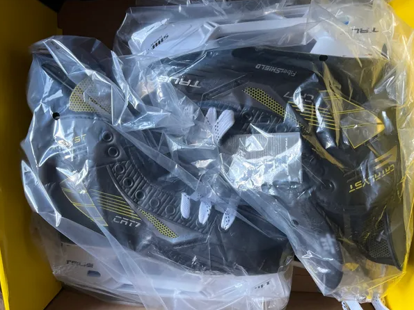True Catalyst 7 Hockey Skates