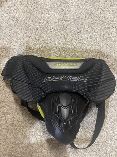 Bauer supreme goalie cup