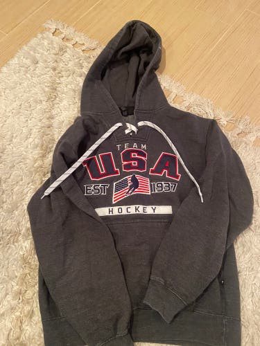 Team USA hockey sweatshirt