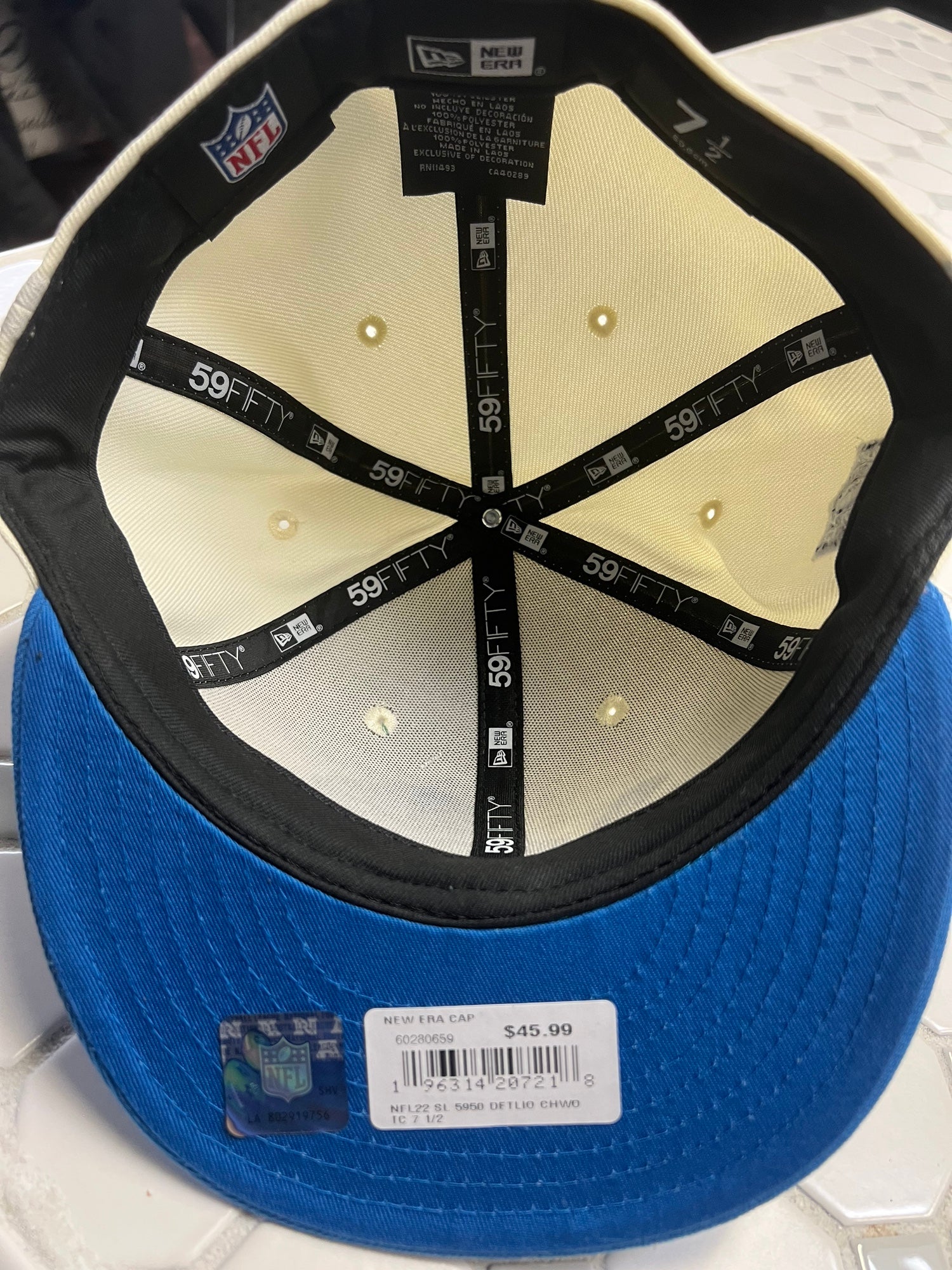 Detroit Lions Reebok Team Apparel NFL Fitted Hat Cap Size 7 1/2 Satin Lined  | SidelineSwap