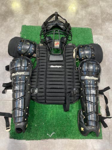 Adult MacGregor Umpire Set - Leg Guards 17” Chest 16”