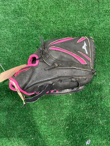 Used Mizuno Finch Right Hand Throw Infield Softball Glove 10"