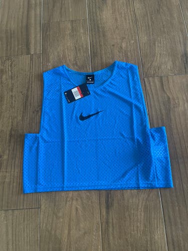Nike Dry Park 20 Mesh Soccer Bib Adult Unisex Large Royal Blue CW3845 Football