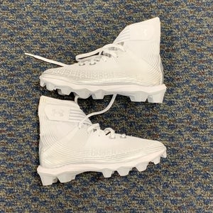 Used Youth 5.5 Molded Under Armour Cleats