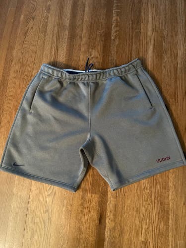 UConn huskies gray shorts Nike 4XL dri fit