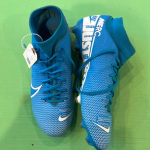 Used 9 Mens Nike Cleats