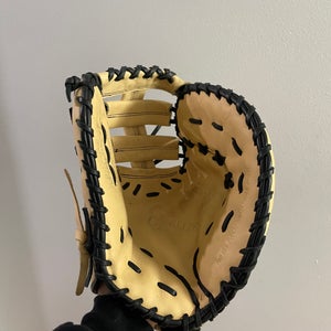 Barely used Rawlings GG Elite Right Hand Throw First Base Gg elite Baseball Glove 13"