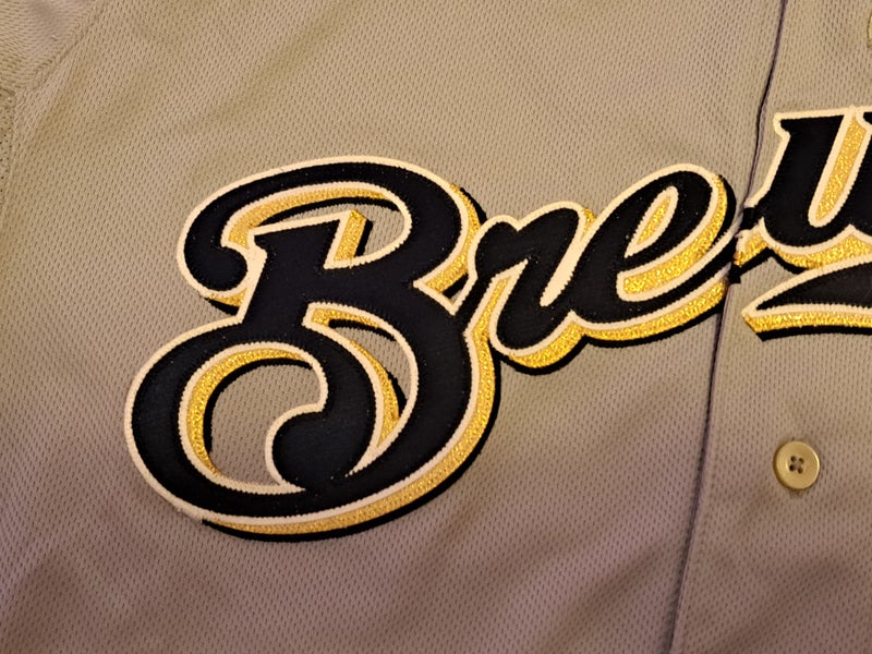 Authentic Majestic SIZE 48 XL, MILWAUKEE BREWERS GOLD COOL BASE Jersey