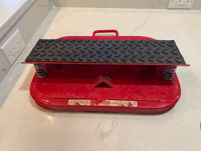 Power drive pitching mound