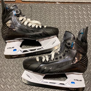 New True SVH Pro Custom Hockey Skates Size 13