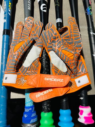 Spiderz batting gloves