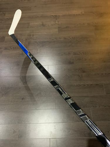 TRUE PROJECT X TC4 CURVE ( P28 ) FLEX 95 RIGHT