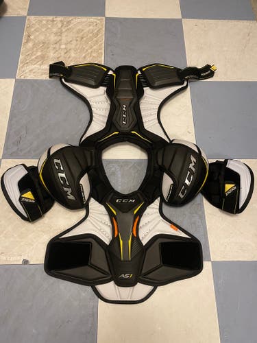 Senior New Small CCM Super Tacks AS1 Shoulder Pads