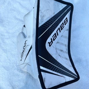 Junior Bauer Vapor X700 goalie blocker