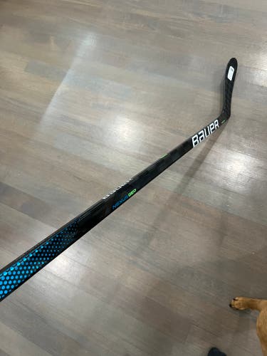 Senior Left Hand P28  Nexus Geo Hockey Stick Flex 70