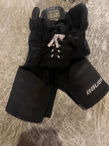 Used Large Bauer  Nexus N8000 Hockey Pants