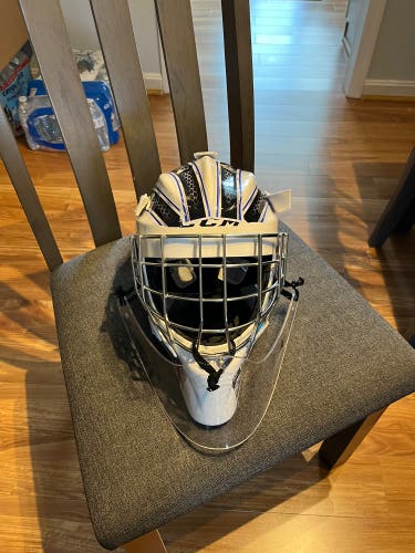 Senior Used CCM GFL 1.9 Carbon Goalie Mask In Excellent Condition
