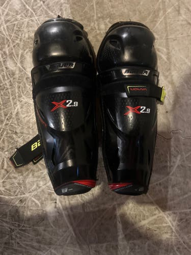 Used Bauer Vapor X2.9 Shin Pads