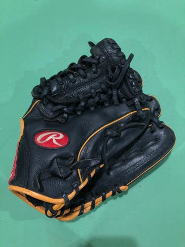 Used Rawlings Gamer Right Hand Throw Infield Baseball Glove 11.5"