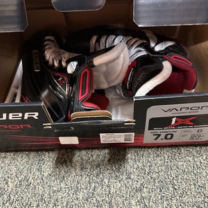 Senior New Bauer Vapor 1X Hockey Goalie Skates Regular Width Size 7