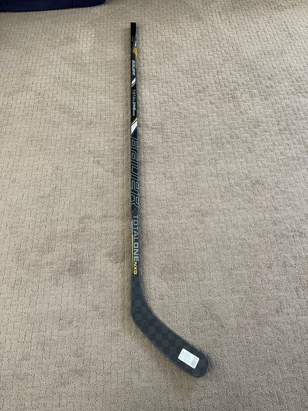 Senior Left Hand PM9 TotalOne NXG Hockey Stick