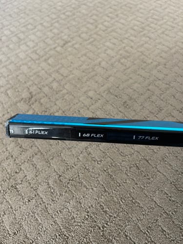 Intermediate Left Hand P88 Nexus Geo Hockey Stick