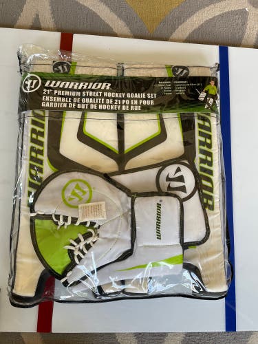 Warrior Street Hockey Goalie Gear 21”