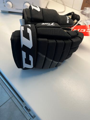 CCM 13" T4R Gloves