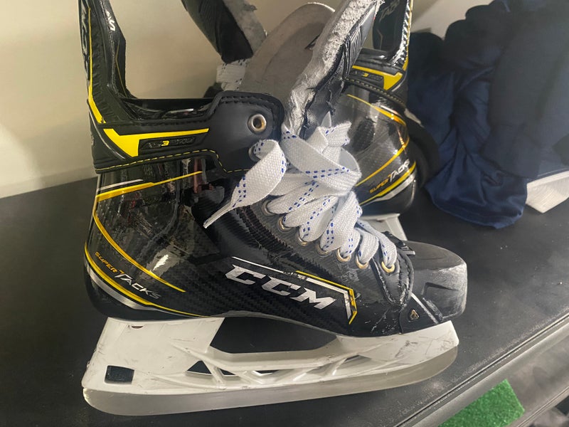 Used CCM Regular Width Pro Stock Size 7 Super Tacks AS3 Pro Hockey Skates