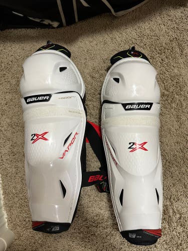 New Bauer Vapor 2x Shin Pads
