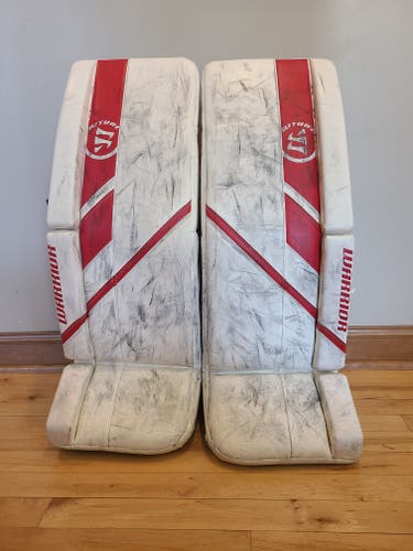 Used 32" Warrior Ritual G5 Goalie Leg Pads