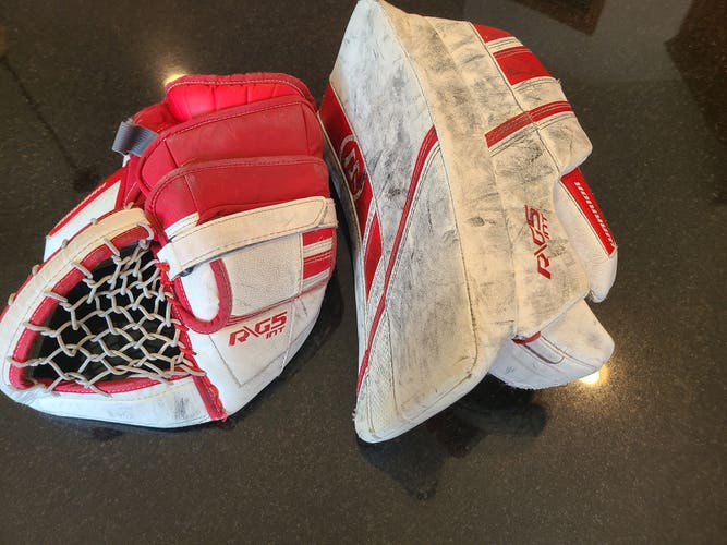 Used Warrior Regular Ritual G5 glove and blocker