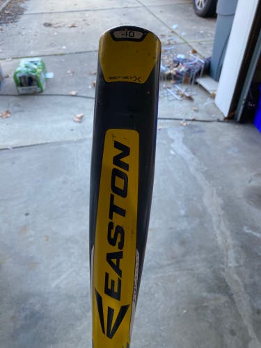 Used  Alloy (-10) 18 oz 28" Beast X Bat