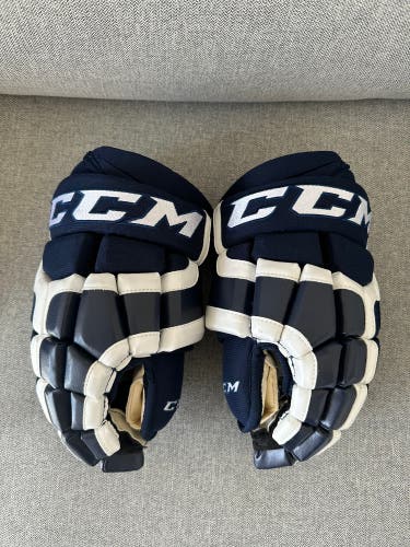 CCM PRO Gloves