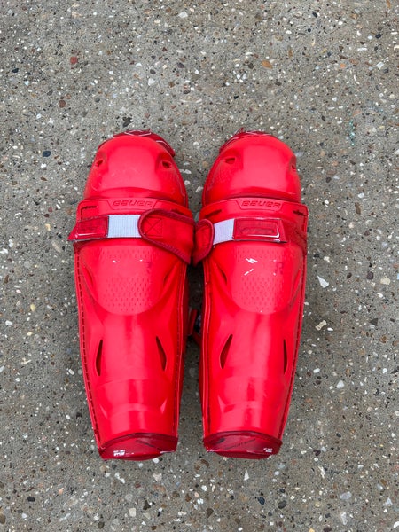 Used Red Junior Bauer Vapor Shin Pads 12" OA2
