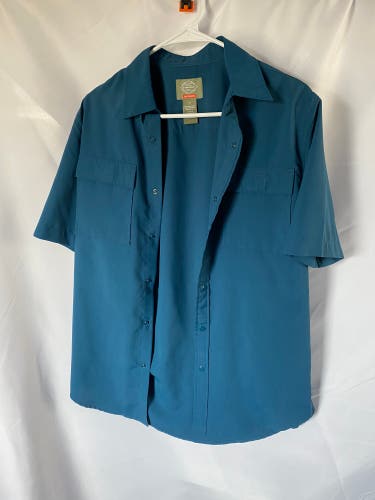 Saint John’s Bay Men's Small Blue Fishing Shirt