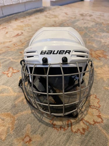Bauer 2100 JR Helmet