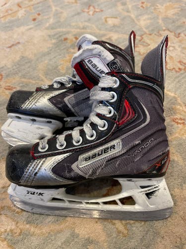 Bauer Regular Width Size 13 Vapor X60 Hockey Skates