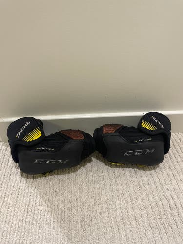Small CCM  Tacks Elbow Pads