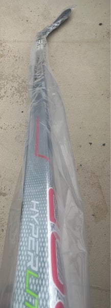 Senior Right Handed P92 Vapor Hyperlite Hockey Stick