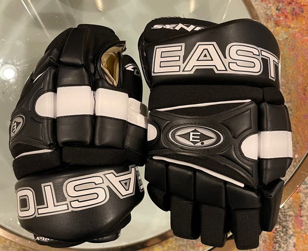 Easton Synergy 300 Gloves ‘14