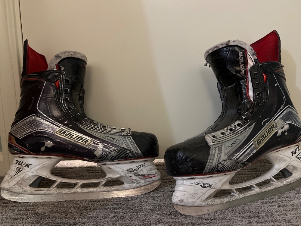 Used Bauer Regular Width  Size 9 Vapor 1X Hockey Skates